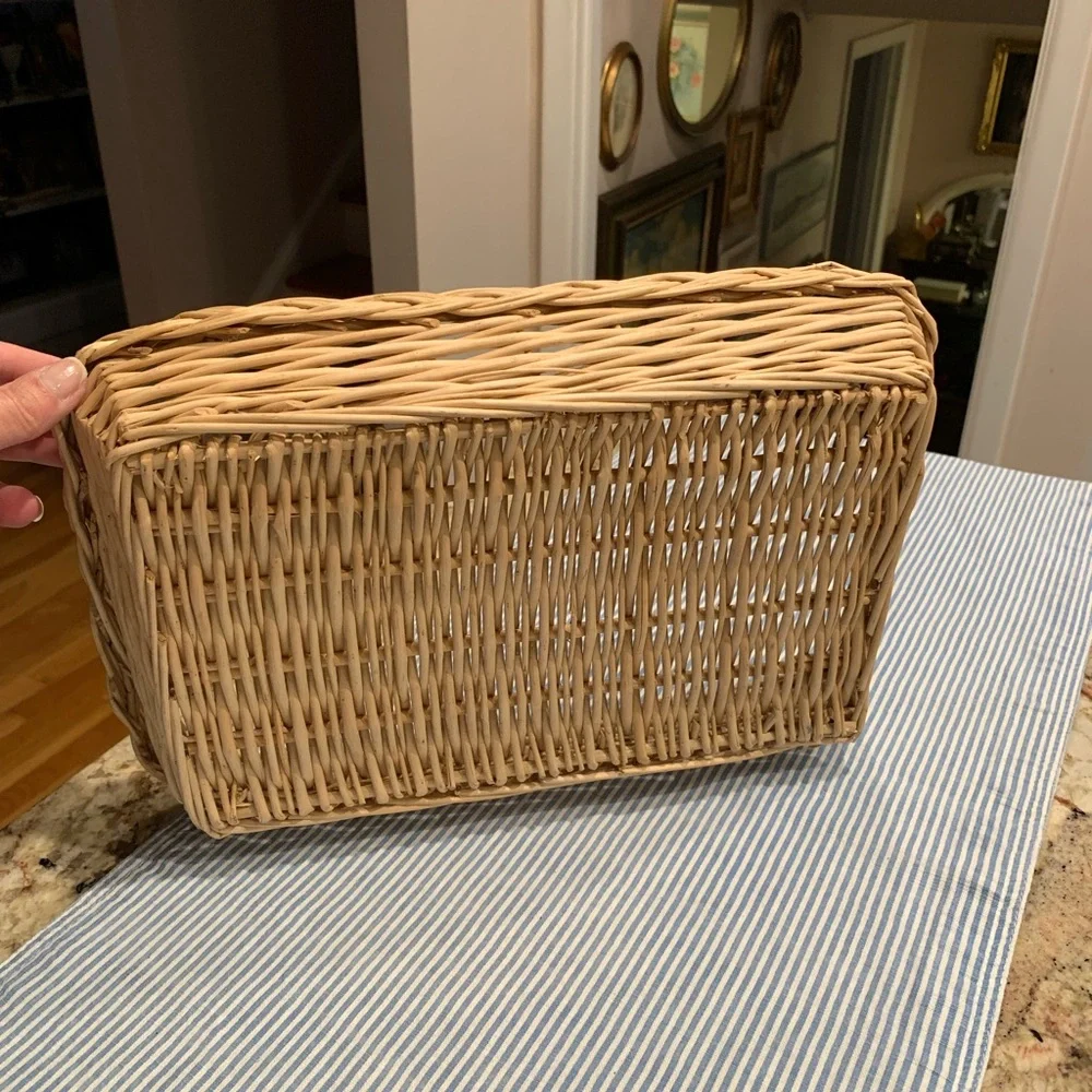 Stylist Rectangular Wicker Basket Tray
